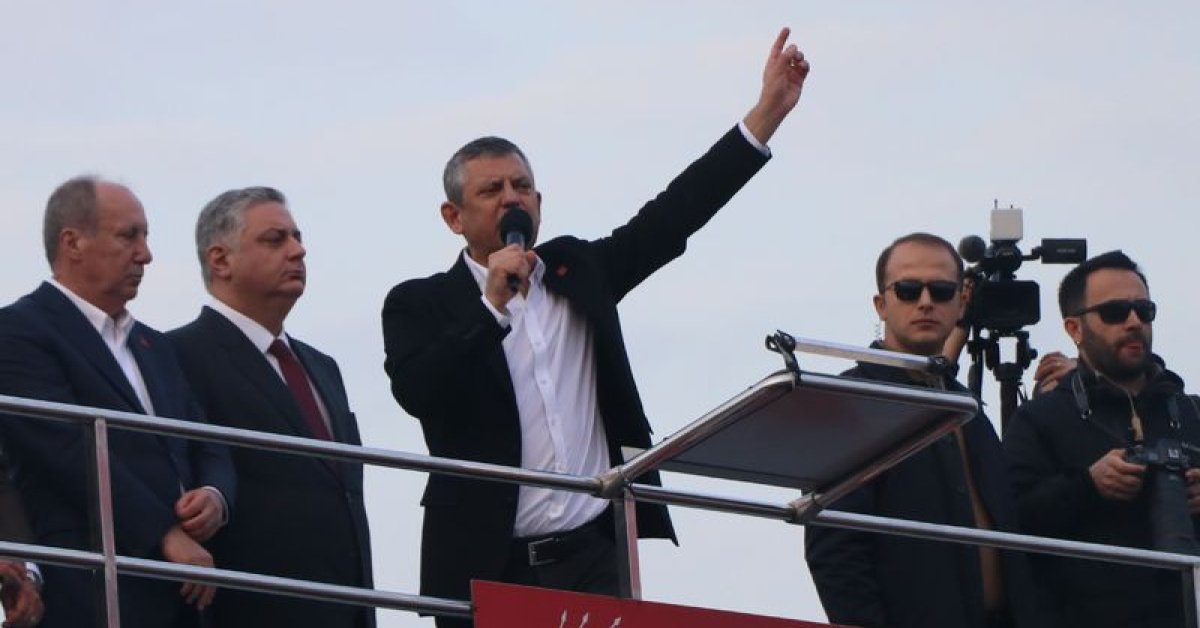 CHP Genel Başkanı Özgür Özel, partisinin Yalova mitinginde halka seslendi