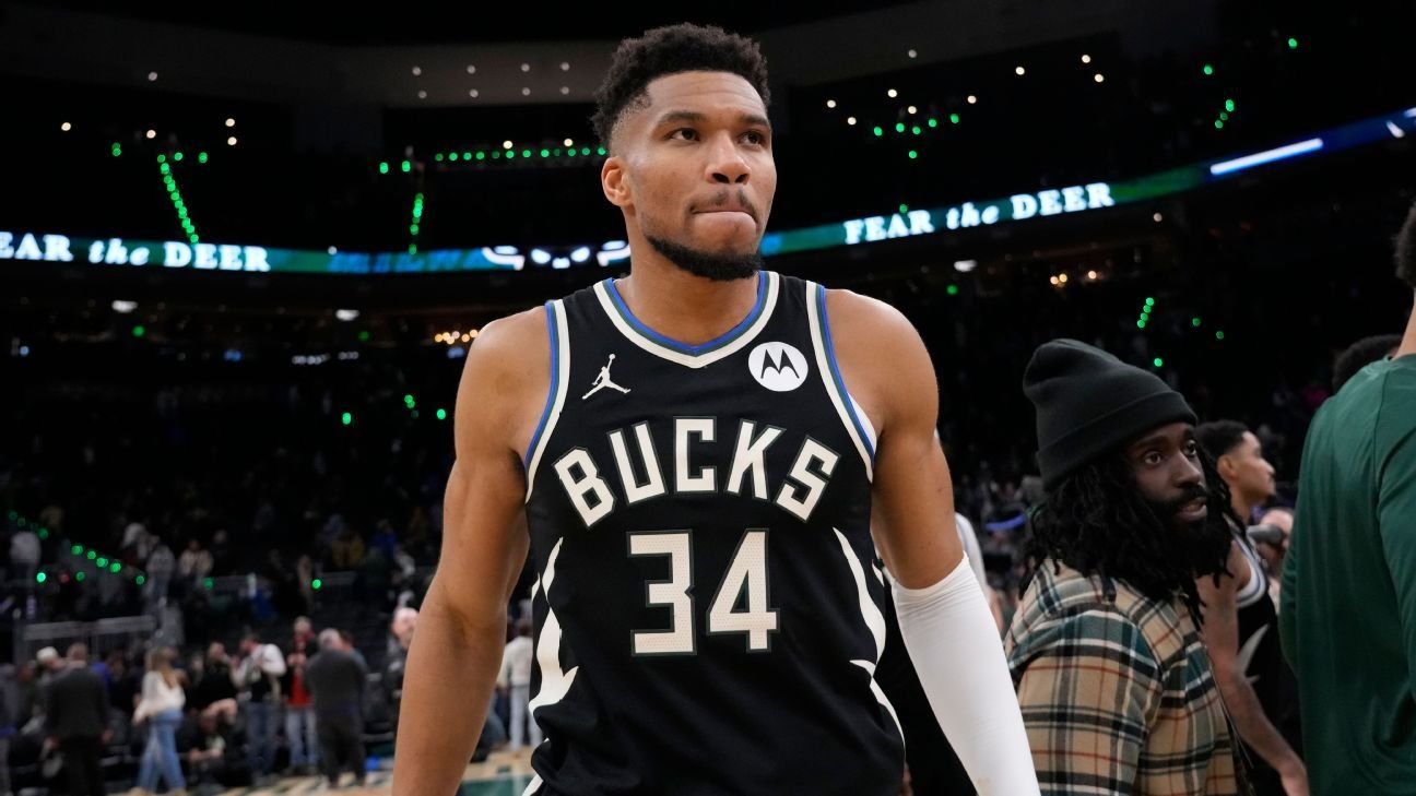 Bucks don’t offer timetable for Giannis Antetokounmpo return