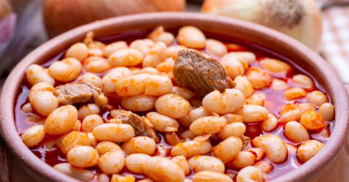 Evde etli kuru fasulye nasıl yapılır, malzemeleri neler?