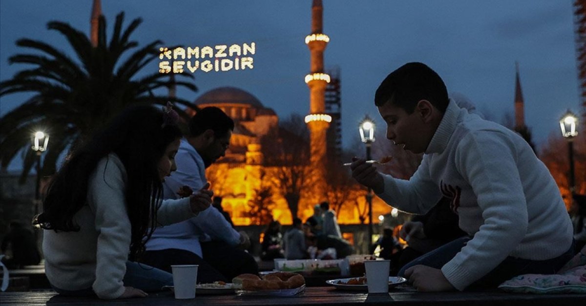 İlk oruç ne zaman tutulacak? 2026 Ramazan ayı ilk orucu hangi güne denk geliyor? Diyanet takvimi ile Ramazan başlangıç tarihi