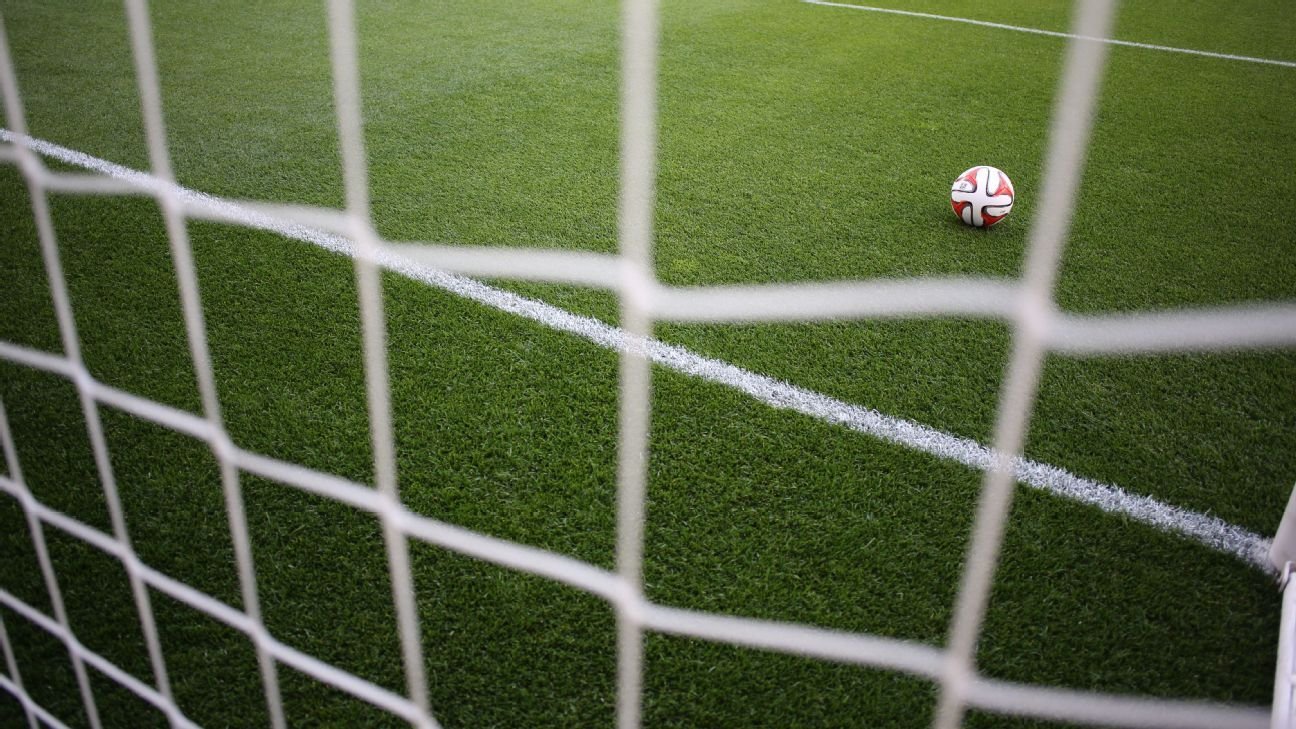 Survey: Managing parents among top reasons youth coaches quit