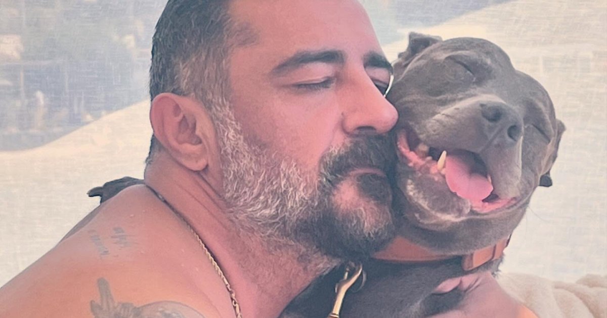 Celil Nalçakan köpeği Robin’i kaybetti; “Su gibi geldin, su gibi gittin”