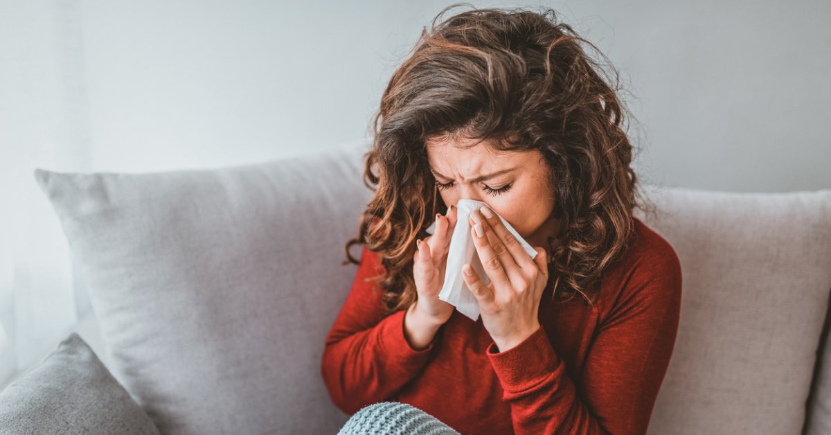 Soğuk havalarda geçmeyen burun akıntısına karşı evde uygulanabilecek yöntemler