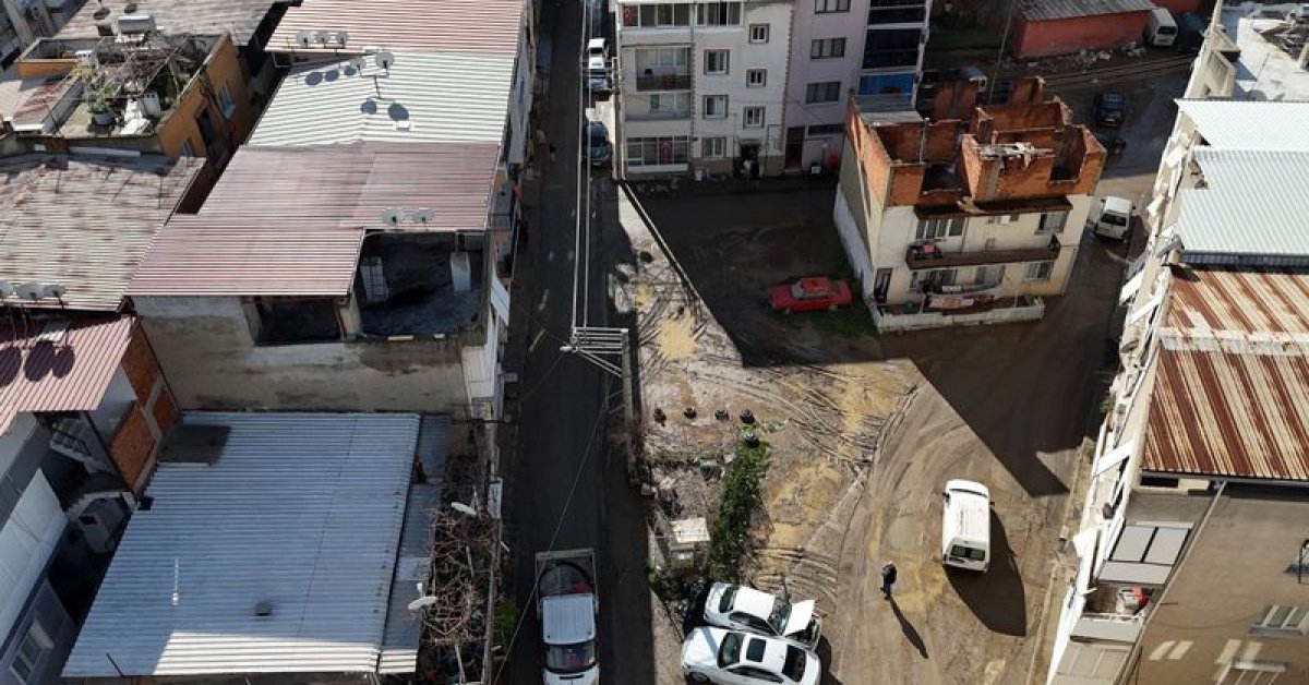 İzmir’de 320 evi su bastı!