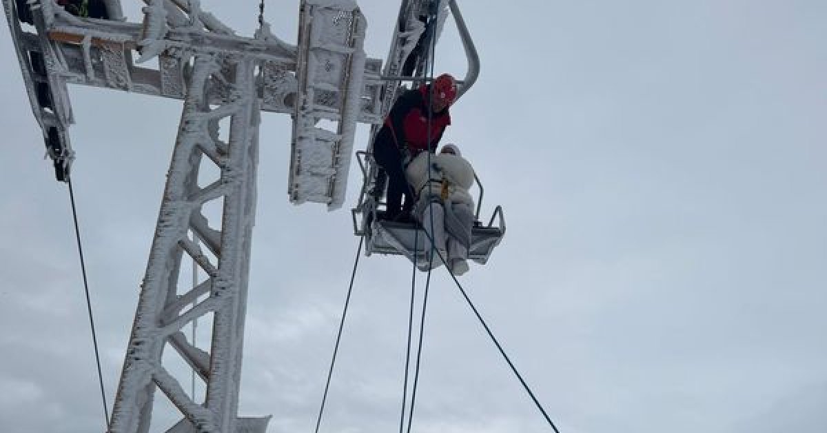 Son dakika: Uludağ’da telesiyej arızası: 40 tatilci mahsur kaldı