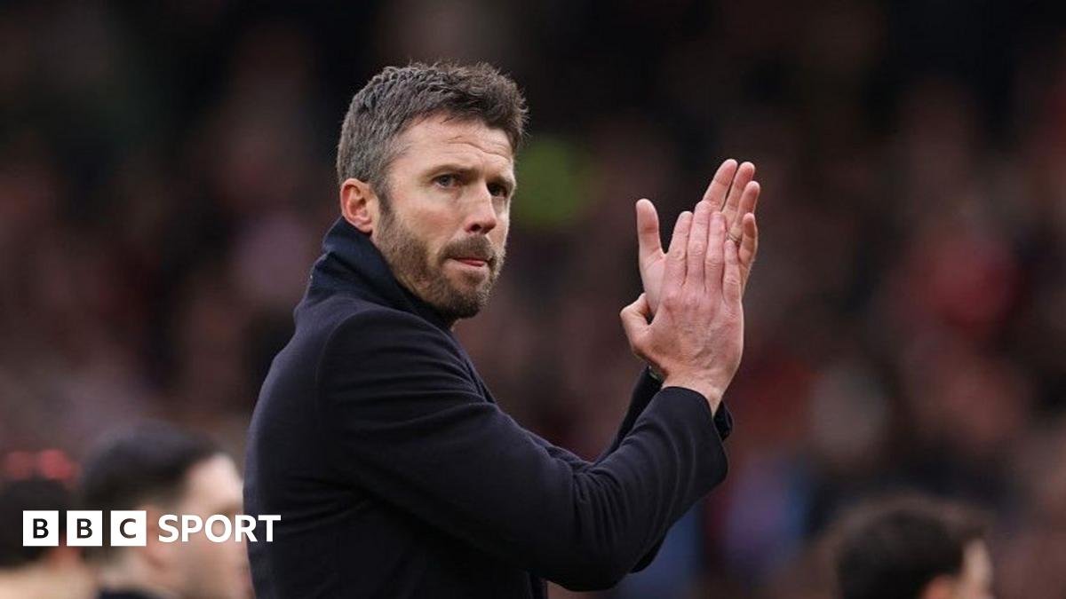 Michael Carrick thanks Man Utd fans for their support before protest