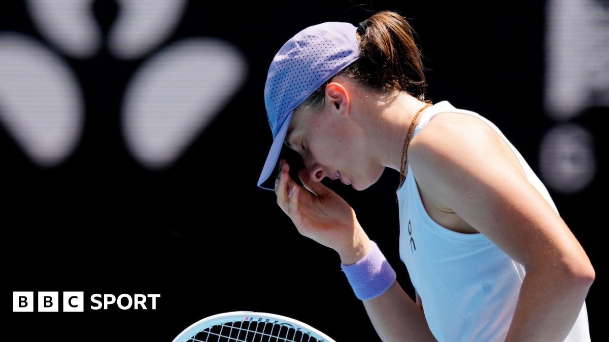 Australian Open 2026 results: Iga Swiatek loses to Elena Rybakina as first attempt to complete career Grand Slam is ended in Melbourne