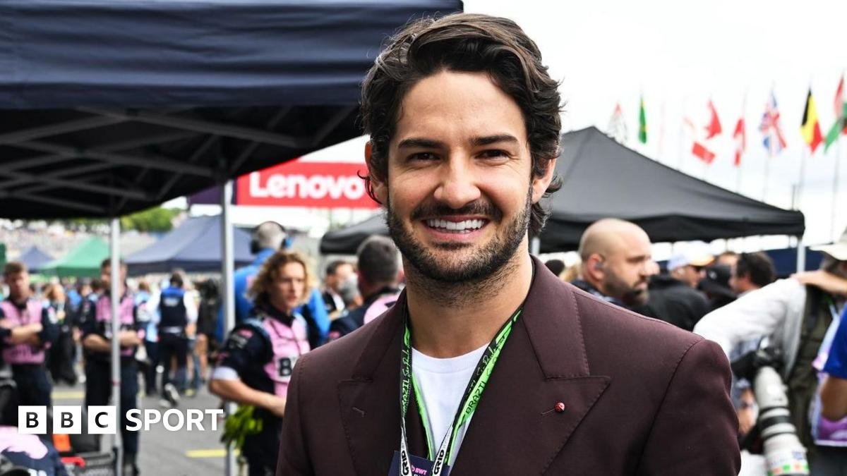 Alexandre Pato: Ex-Brazil star in consortium for Colchester United takeover talks