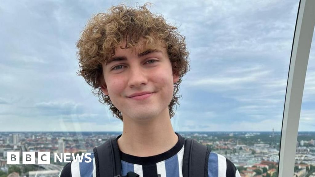 Mum says university 'failed' son who took his own life after grade error