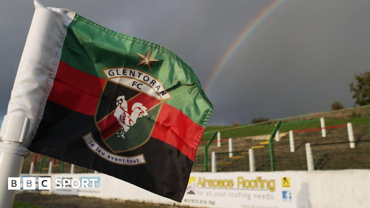 Irish Premiership: Glentoran versus Cliftonville postponed