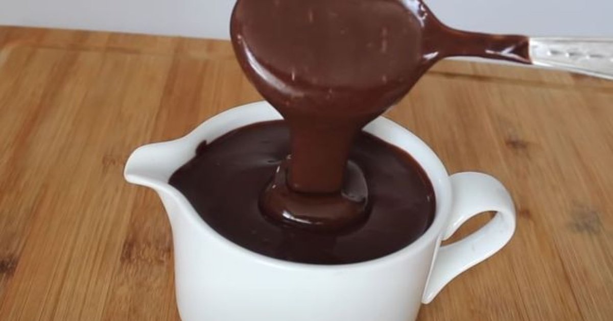 evde pratik ve nefis çikolata sosu nasıl yapılır, malzemeleri neler?
