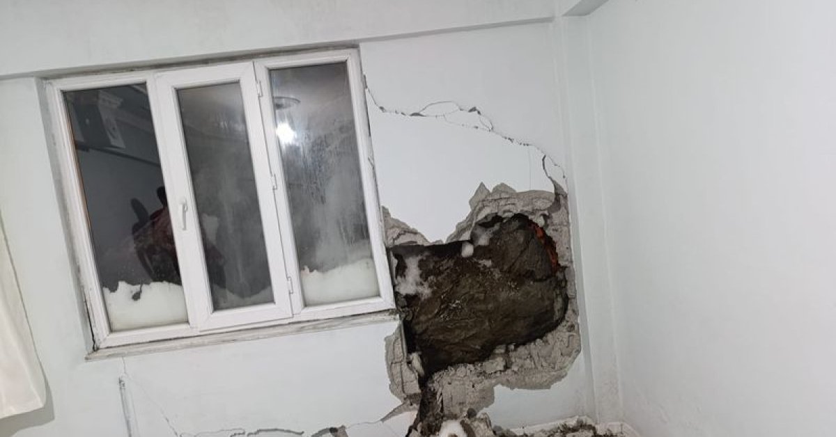 Dağdan koptu, evin yatak odasına girdi!