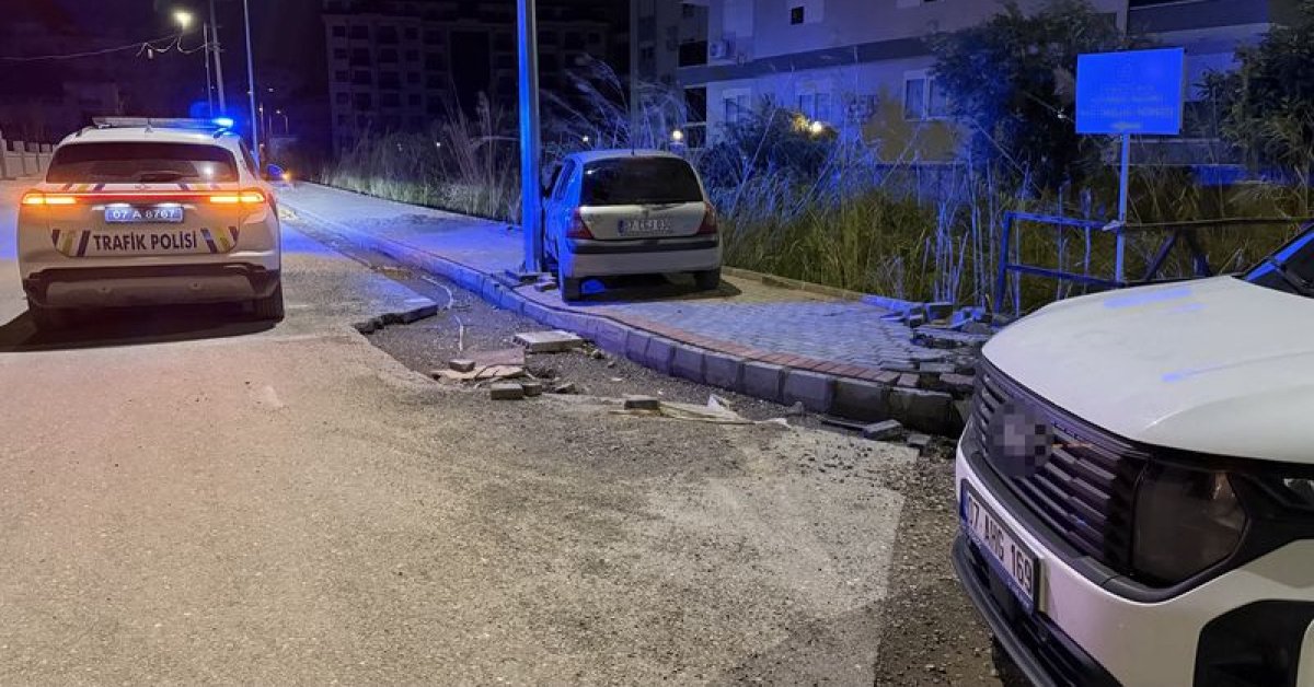 Son dakika: Gazipaşa’da bıçaklı kavga: 2 yaralı, 4 gözaltı