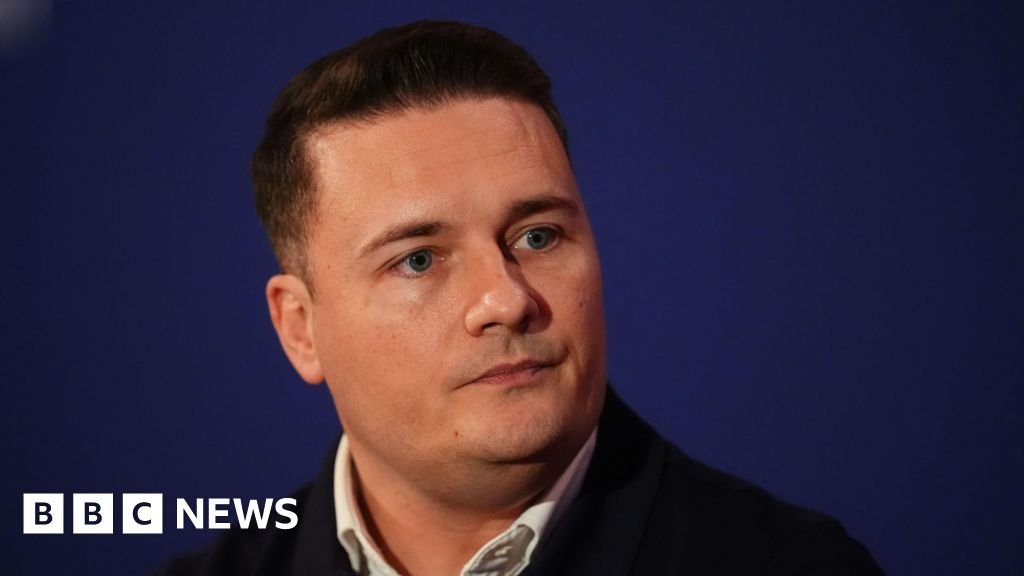 Streeting's Mandelson messages reveal election fears and criticism of government