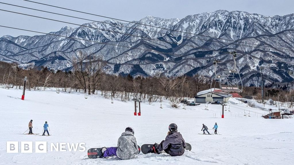Australian woman dies after becoming snagged in ski lift in Japan