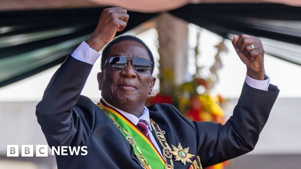 Zimbabwe cabinet approves draft law to extend presidential terms